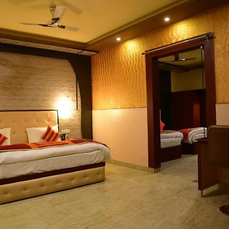 The Park Presidency Hotel Bareilly Extérieur photo