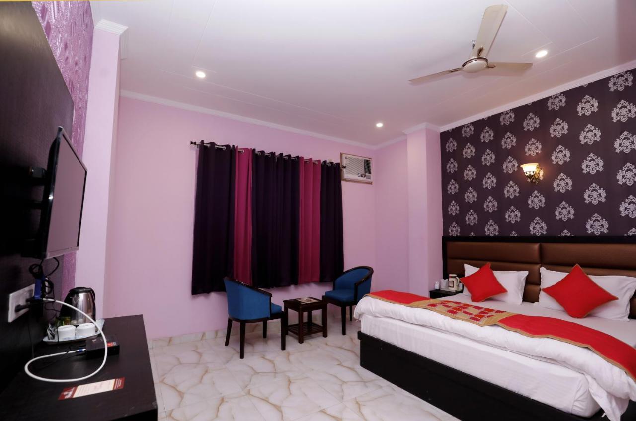 The Park Presidency Hotel Bareilly Extérieur photo