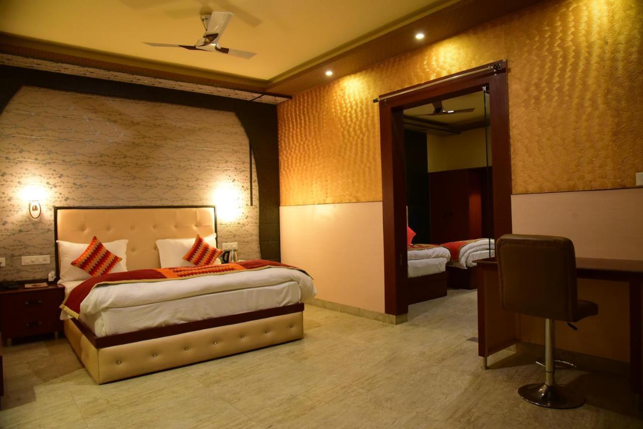 The Park Presidency Hotel Bareilly Extérieur photo