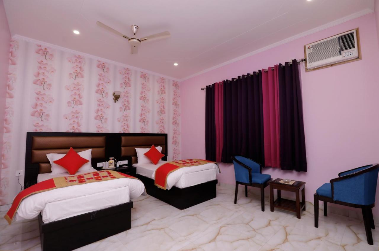 The Park Presidency Hotel Bareilly Extérieur photo