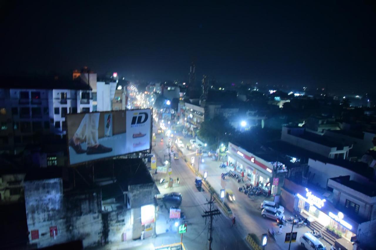 The Park Presidency Hotel Bareilly Extérieur photo