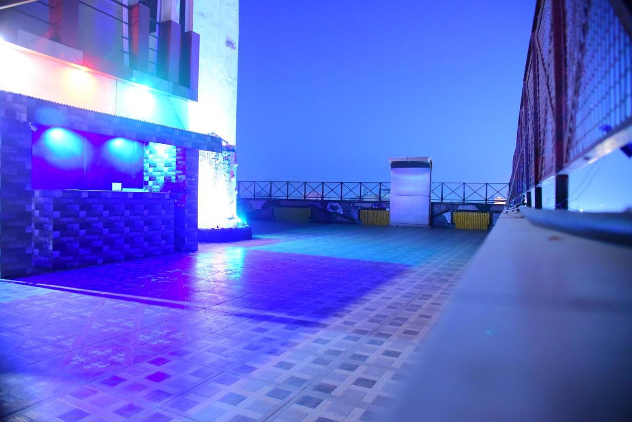 The Park Presidency Hotel Bareilly Extérieur photo